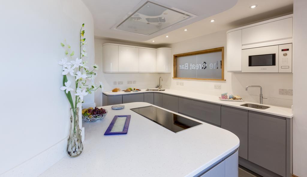 Waternook Lakeside Accommodation Penrith Buitenkant foto